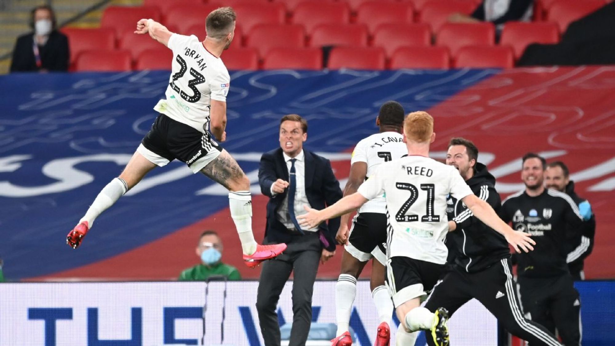 持球推进与 持球推进与