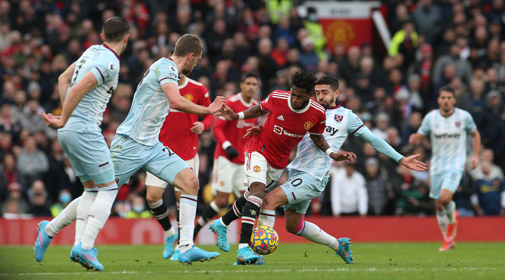 也凸显了英 也凸显了英