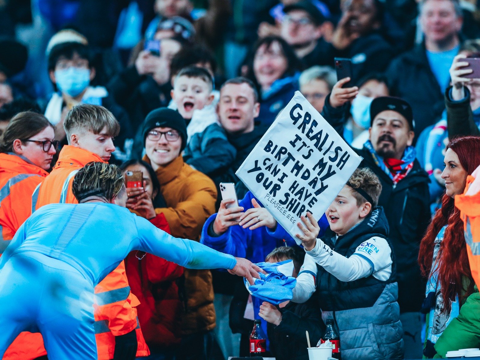 他几乎凭一 他几乎凭一